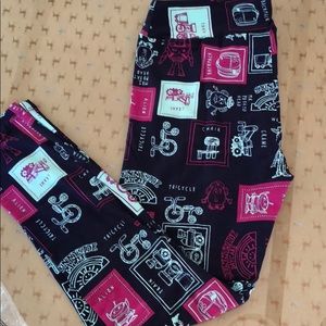 Lularoe Disney leggings
